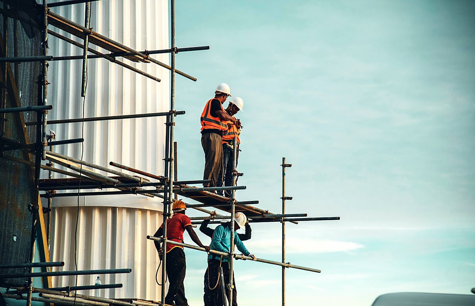 UEC inspection personnel on scaffolding